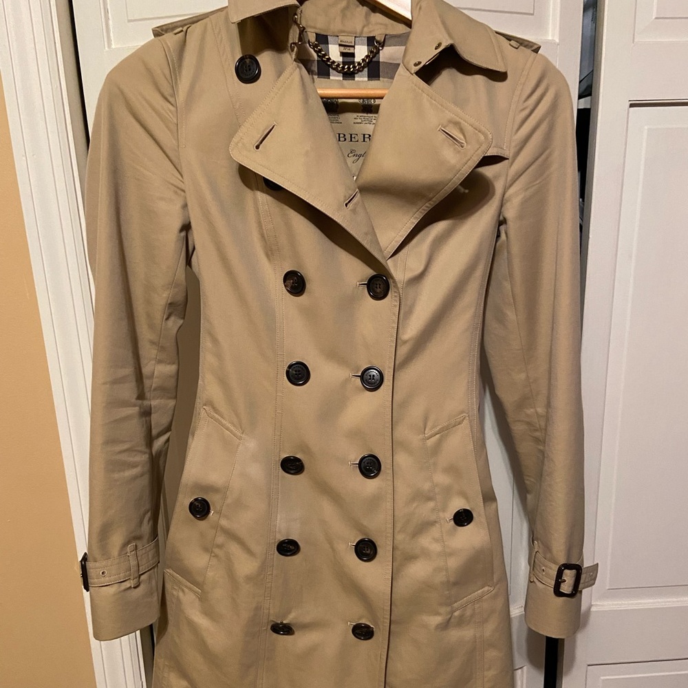 Authentic Burberry Sandringham Mid-length Honey Trench Coat
